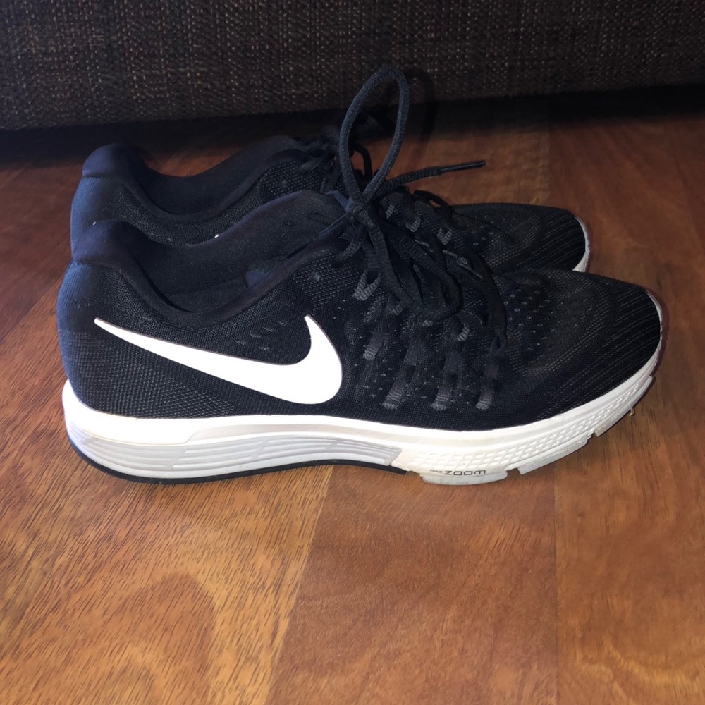 Nike Zoom Black and White Running Shoes